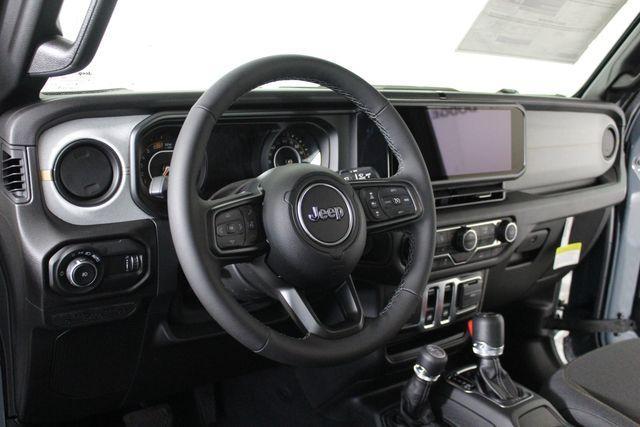 new 2026 Jeep Wrangler car, priced at $43,681