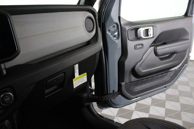 new 2026 Jeep Wrangler car, priced at $43,681