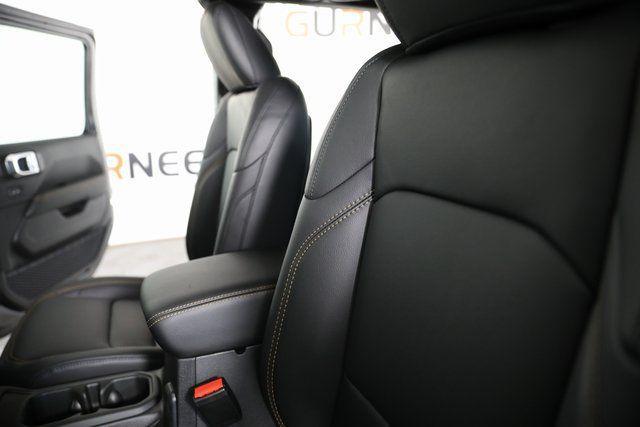 new 2025 Jeep Wrangler car, priced at $46,179