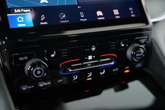 new 2025 Jeep Grand Cherokee car, priced at $42,509