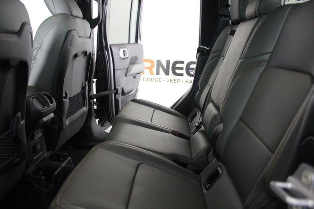 new 2026 Jeep Gladiator car, priced at $59,389