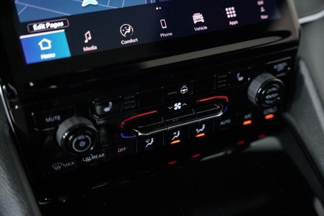 new 2025 Jeep Grand Cherokee L car, priced at $46,703