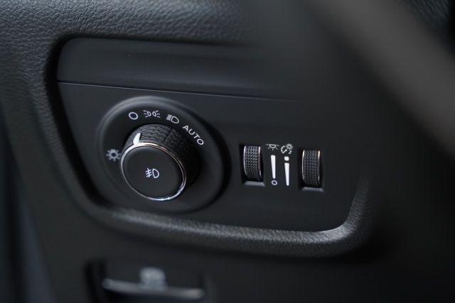 new 2025 Jeep Grand Cherokee L car, priced at $46,703