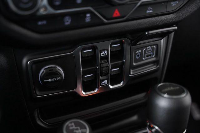 new 2026 Jeep Gladiator car, priced at $48,055