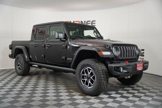 new 2025 Jeep Gladiator car, priced at $52,702