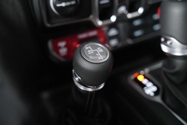 new 2025 Jeep Gladiator car, priced at $52,702