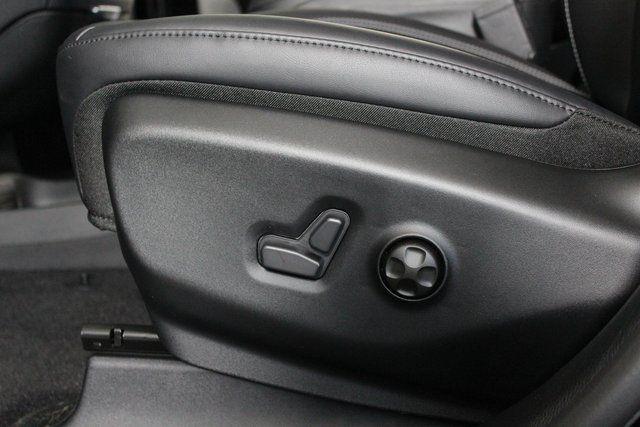 new 2026 Chrysler Pacifica car, priced at $43,256