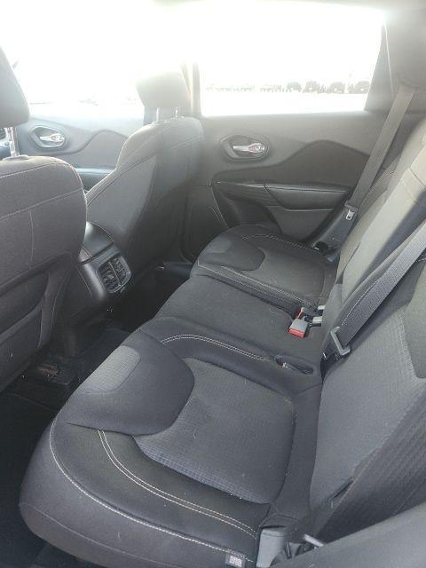 used 2015 Jeep Cherokee car, priced at $8,500