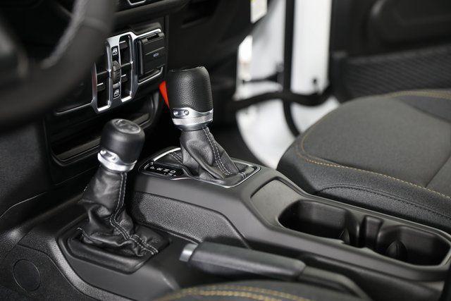 new 2025 Jeep Gladiator car, priced at $36,270