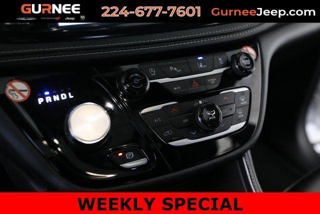 used 2025 Chrysler Pacifica car, priced at $31,000