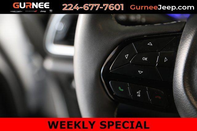 used 2025 Chrysler Pacifica car, priced at $31,000