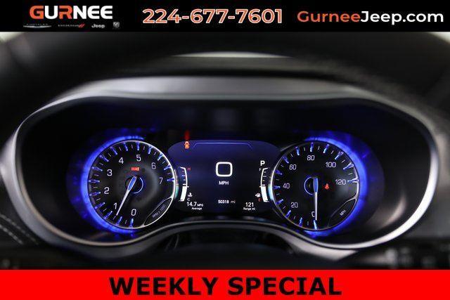 used 2025 Chrysler Pacifica car, priced at $31,000