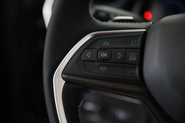 new 2026 Jeep Grand Cherokee car, priced at $44,075