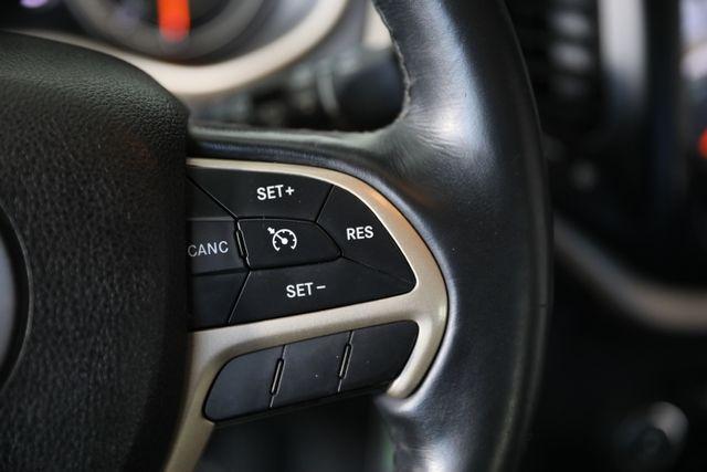 used 2016 Jeep Cherokee car, priced at $10,994