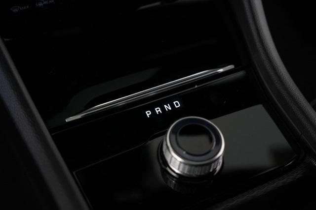 new 2025 Jeep Grand Cherokee car, priced at $41,054