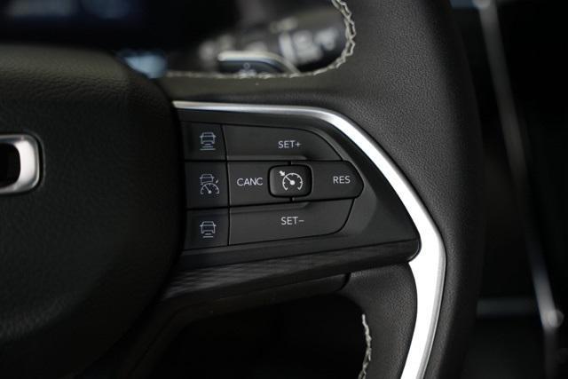 new 2025 Jeep Grand Cherokee car, priced at $41,054