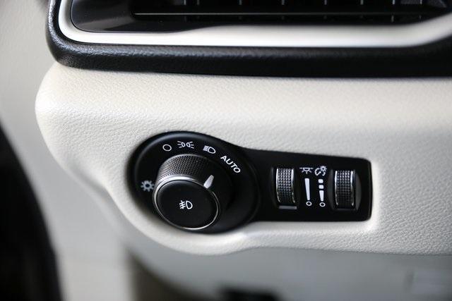 used 2017 Chrysler Pacifica car, priced at $12,501