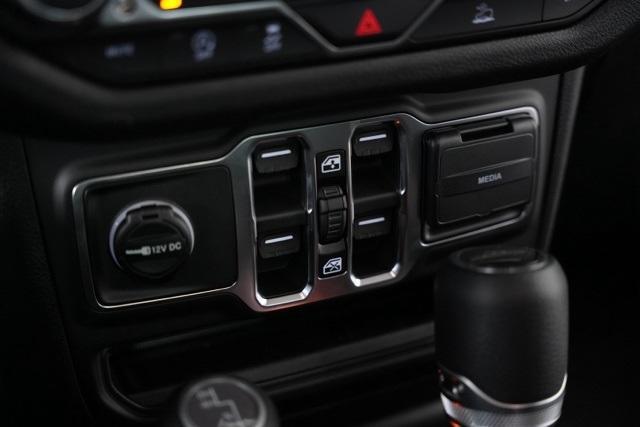 new 2026 Jeep Gladiator car, priced at $49,805