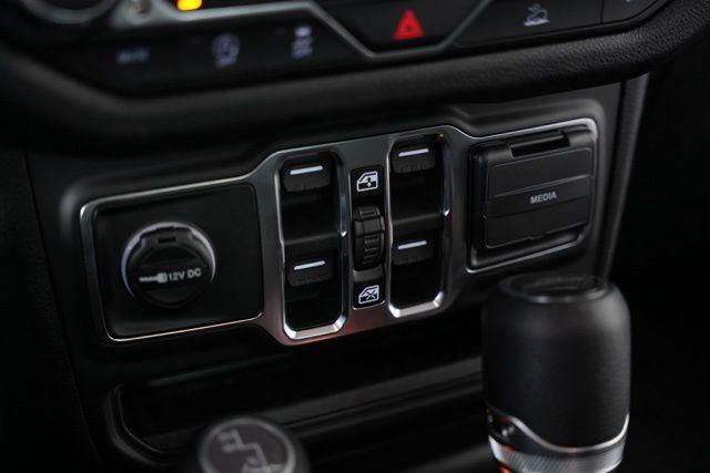 new 2026 Jeep Gladiator car, priced at $48,205