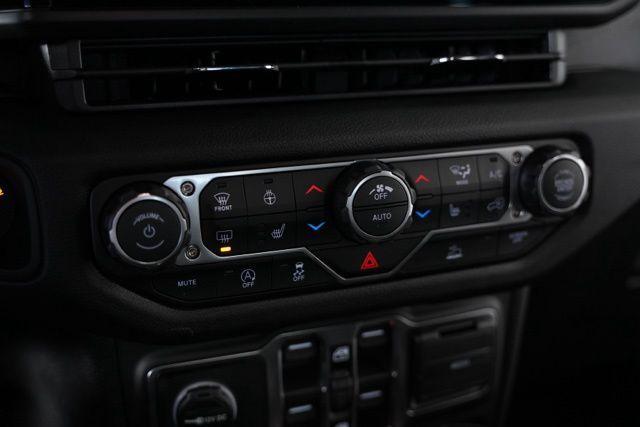 new 2026 Jeep Gladiator car, priced at $48,205