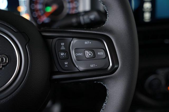 new 2026 Jeep Gladiator car, priced at $48,205