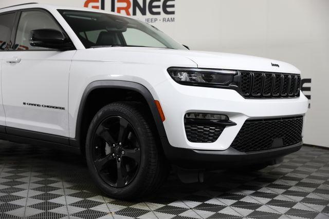 used 2023 Jeep Grand Cherokee car, priced at $32,899