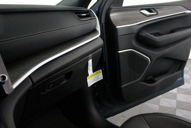 new 2026 Jeep Grand Cherokee L car, priced at $47,515