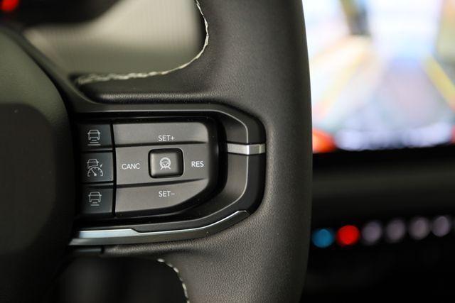 new 2026 Jeep Cherokee car, priced at $35,987