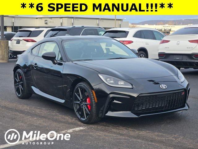 new 2025 Toyota GR86 car, priced at $37,354