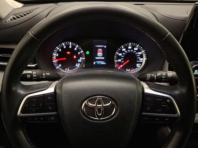 used 2022 Toyota Highlander car, priced at $32,000