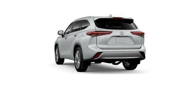 new 2026 Toyota Highlander Hybrid car, priced at $56,728