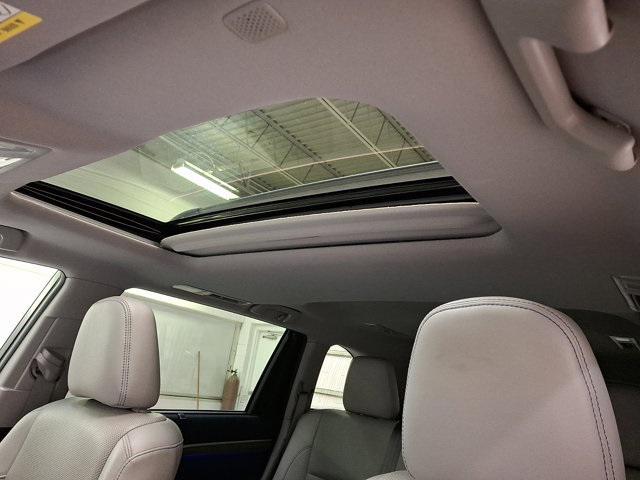 used 2019 Toyota Highlander car, priced at $28,100