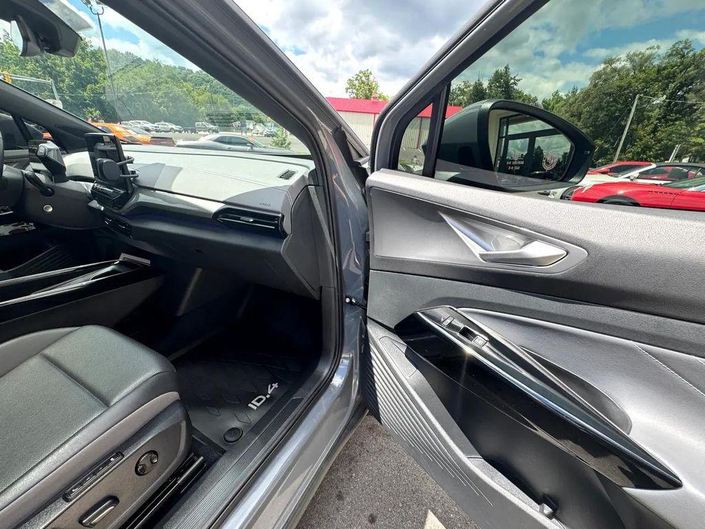 used 2024 Volkswagen ID.4 car, priced at $22,950