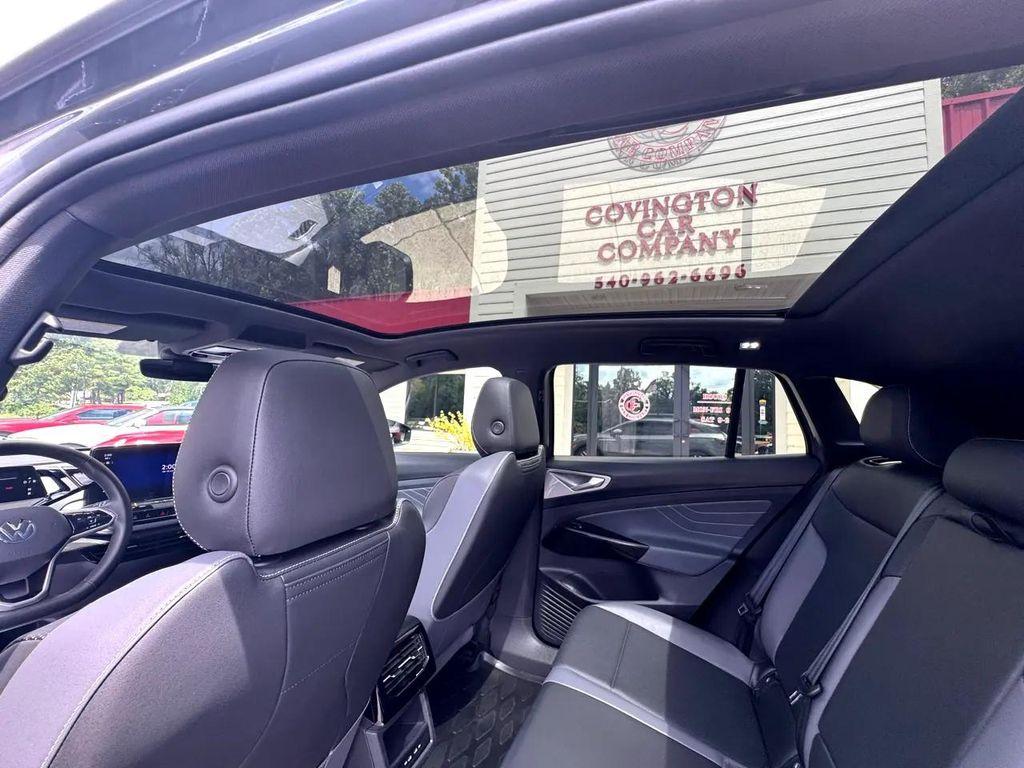 used 2024 Volkswagen ID.4 car, priced at $22,950