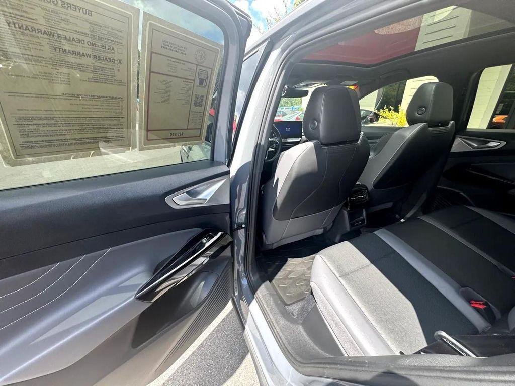 used 2024 Volkswagen ID.4 car, priced at $22,950