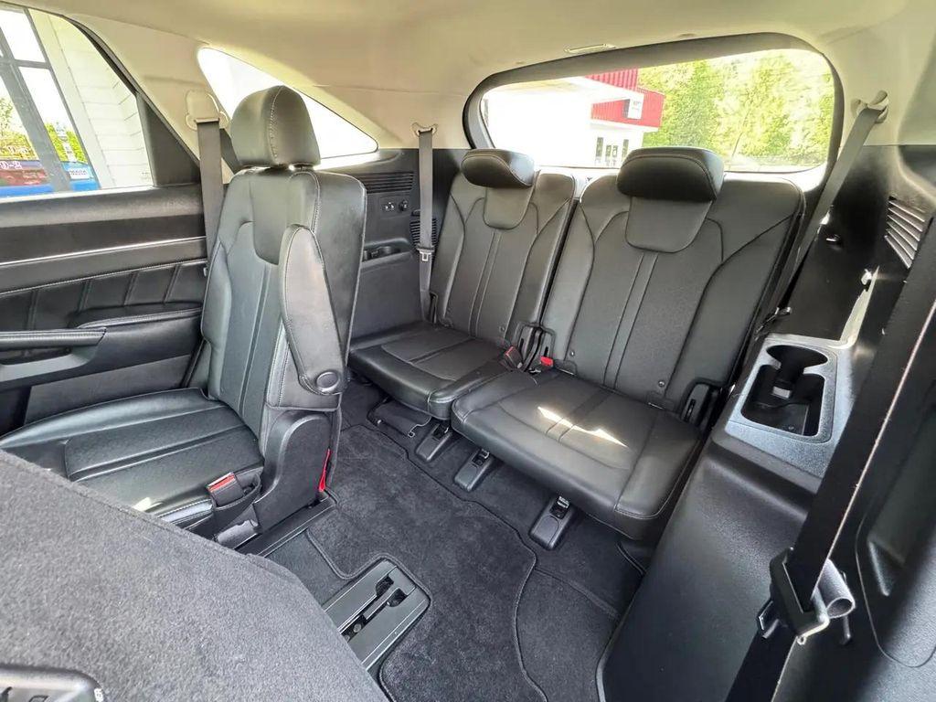 used 2022 Kia Sorento car, priced at $28,950