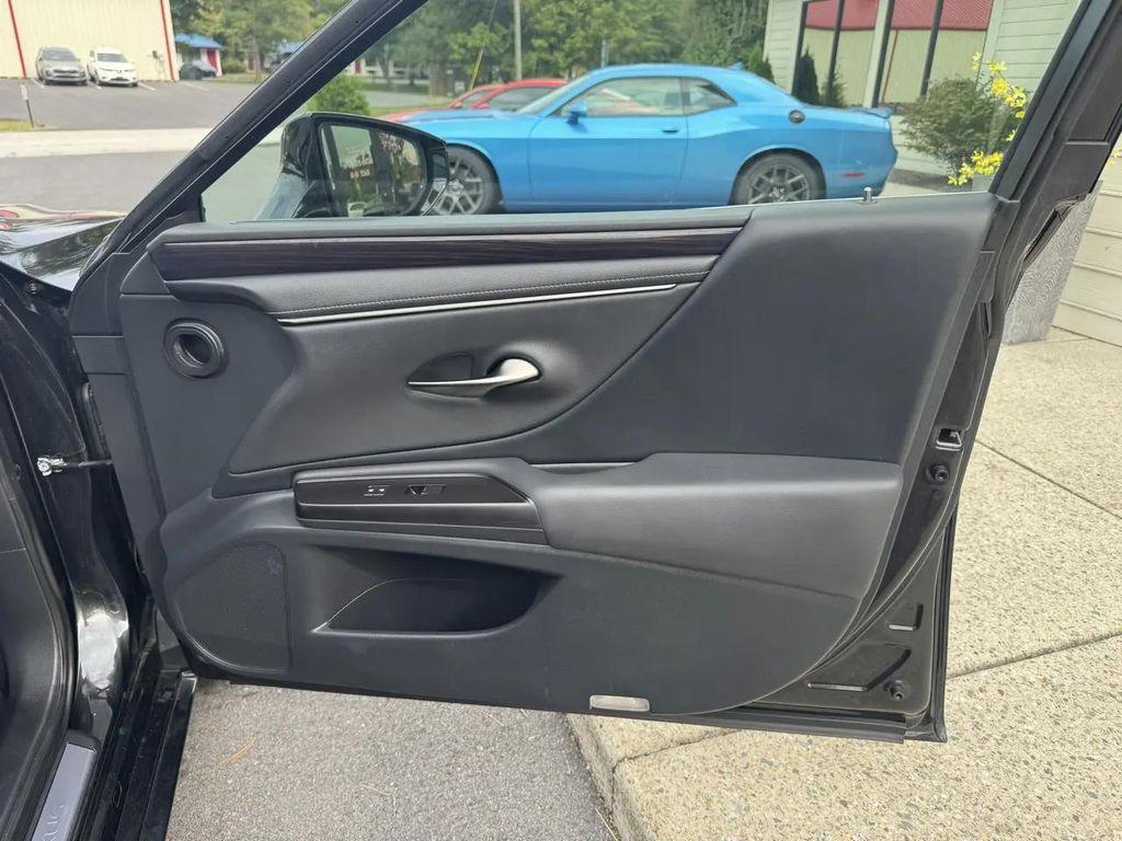 used 2019 Lexus ES 350 car, priced at $29,950