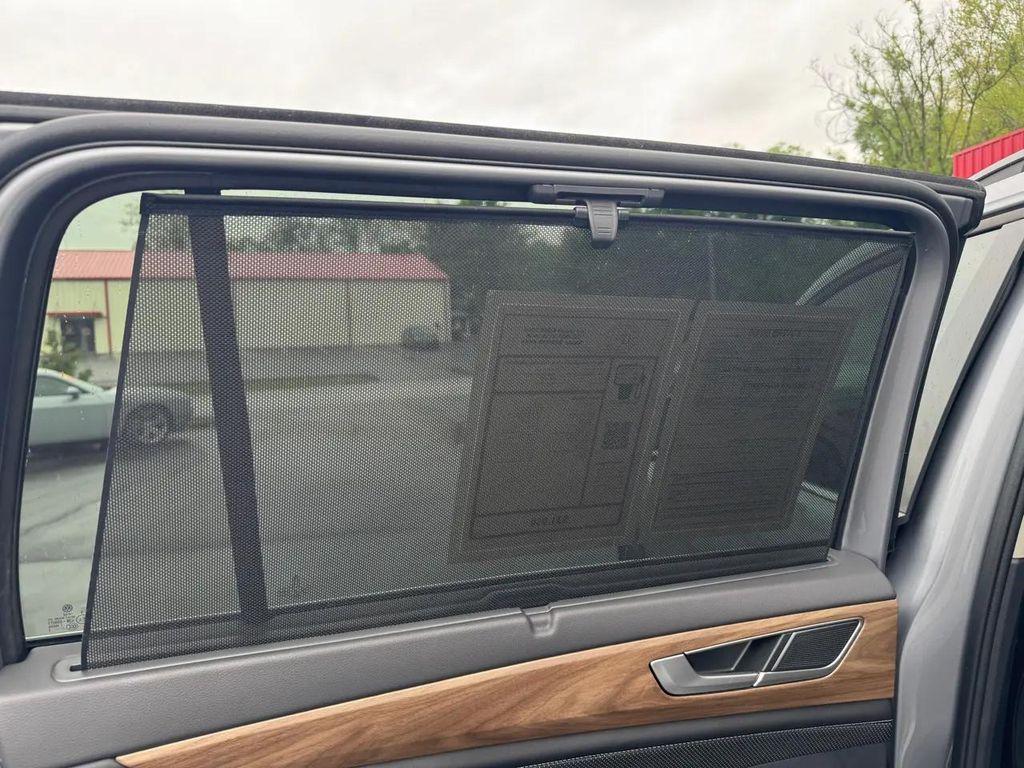 used 2024 Volkswagen Atlas car, priced at $31,950