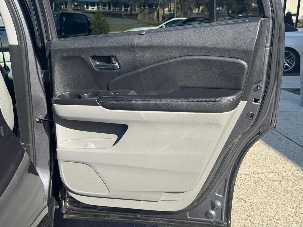 used 2018 Honda Pilot car, priced at $28,950