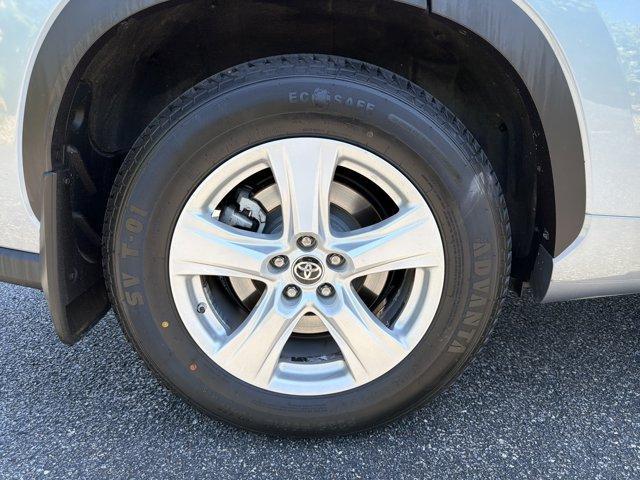 used 2020 Toyota Highlander car, priced at $23,500