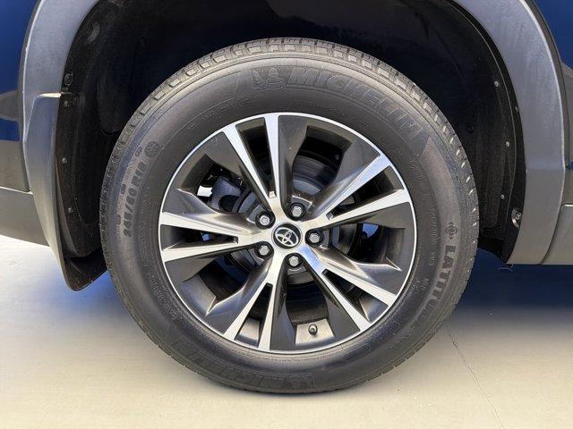 used 2019 Toyota Highlander car, priced at $18,500