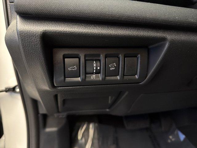 used 2025 Subaru Outback car, priced at $32,000