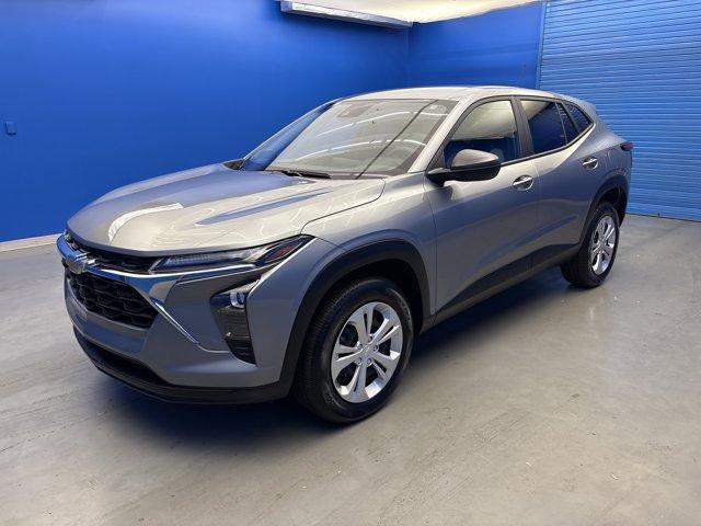 used 2024 Chevrolet Trax car, priced at $18,806