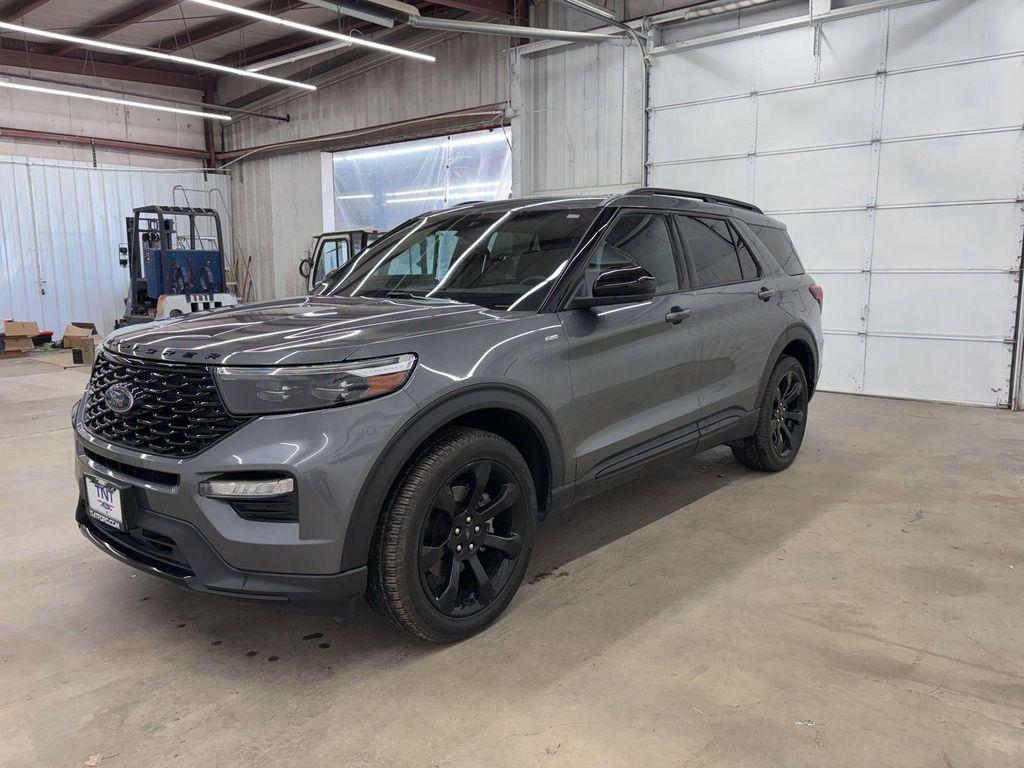 used 2023 Ford Explorer car, priced at $33,000