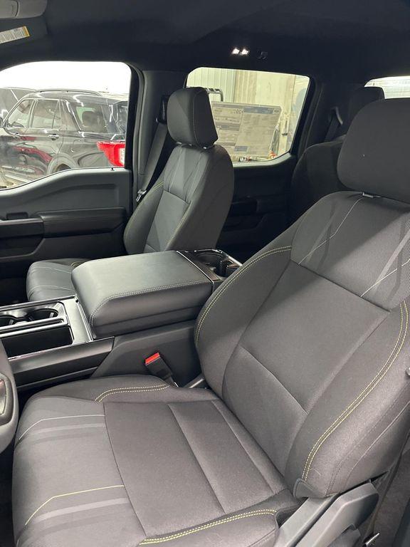 new 2025 Ford F-150 car, priced at $46,552
