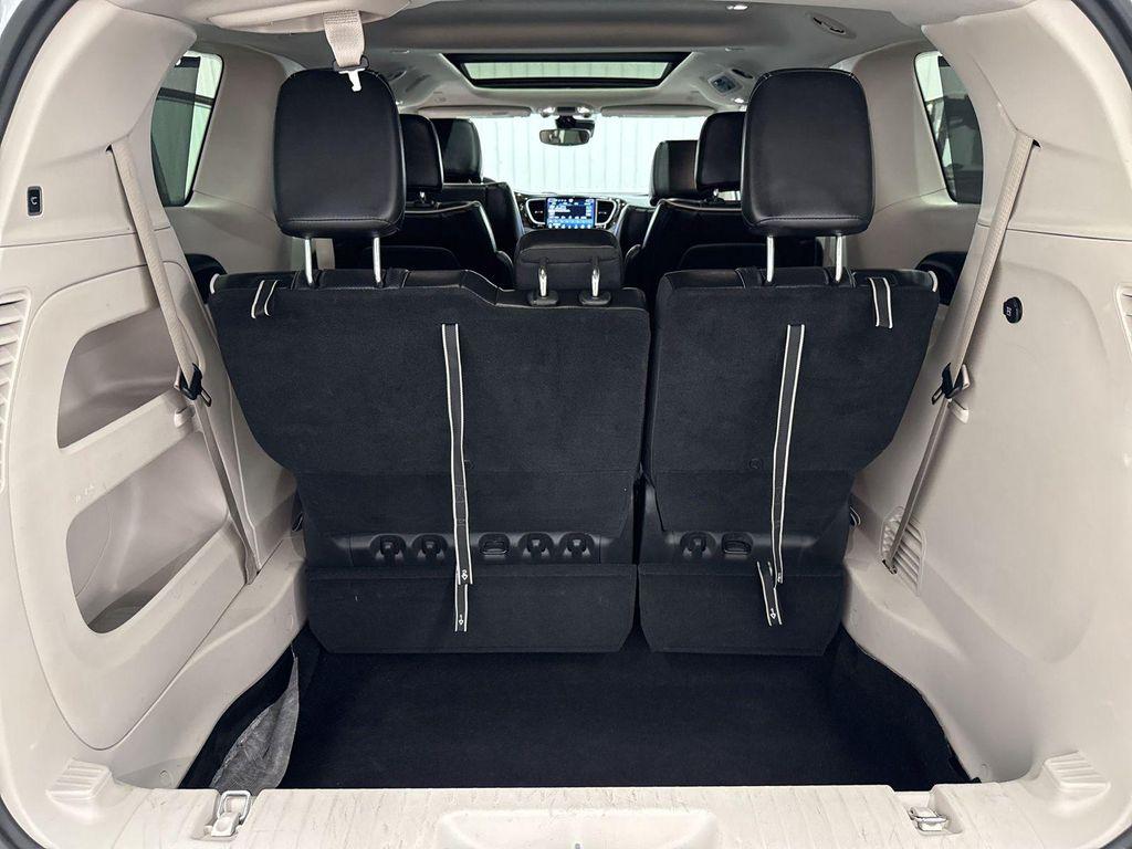 used 2024 Chrysler Pacifica car, priced at $33,180