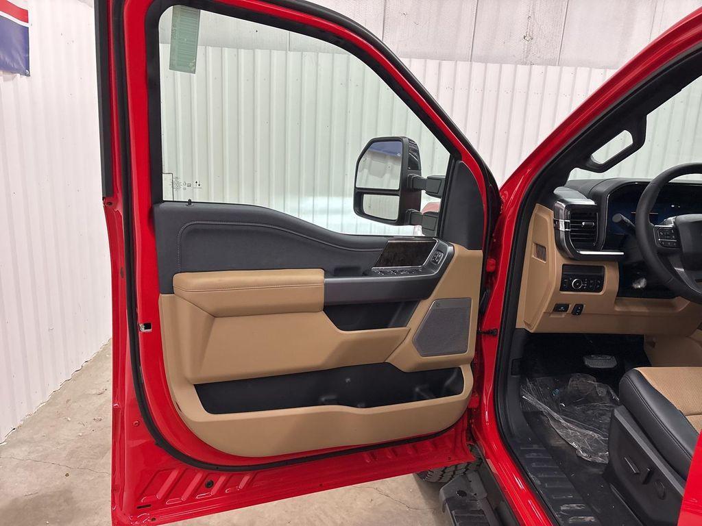 new 2025 Ford F-250 car, priced at $85,728