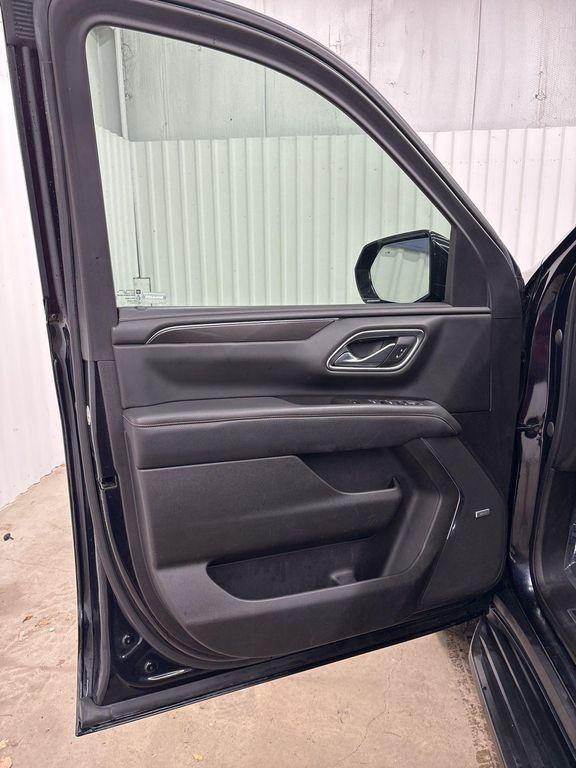 used 2021 GMC Yukon XL car, priced at $40,000