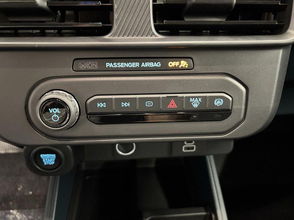 new 2025 Ford Maverick car, priced at $35,032