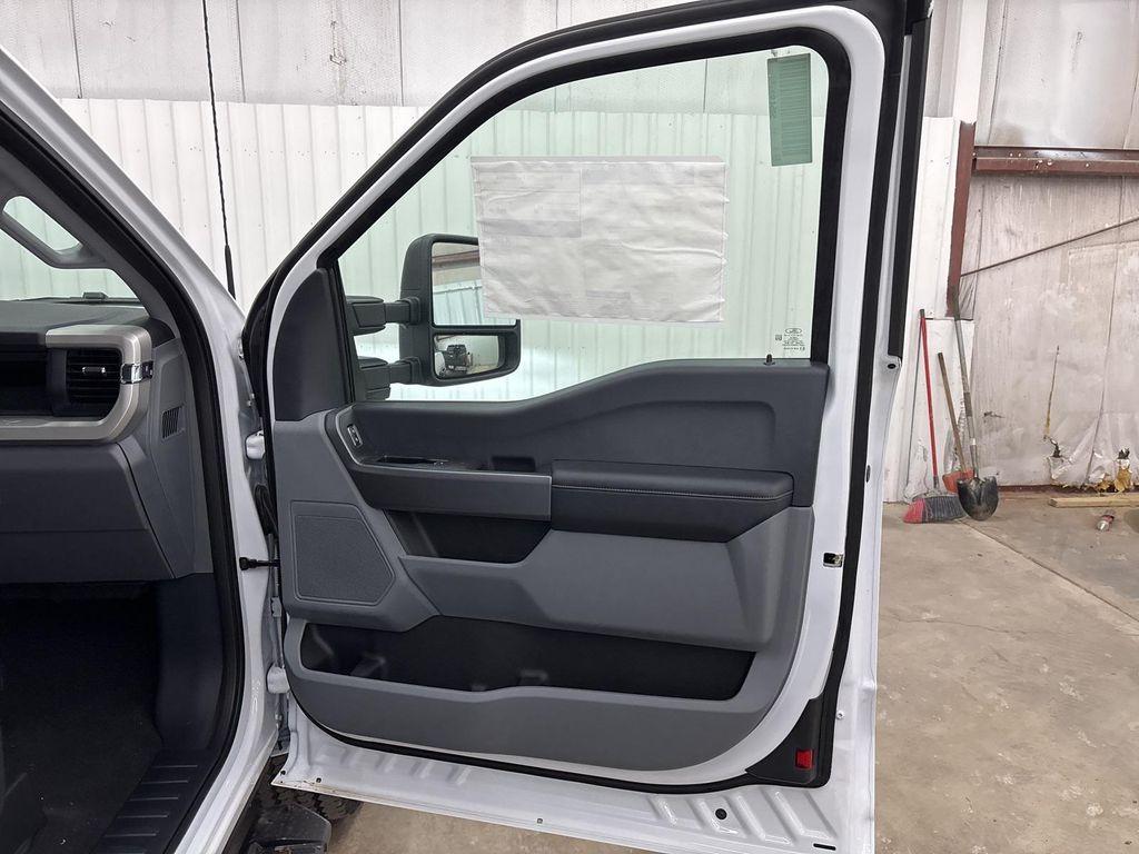 new 2025 Ford F-350 car, priced at $55,030